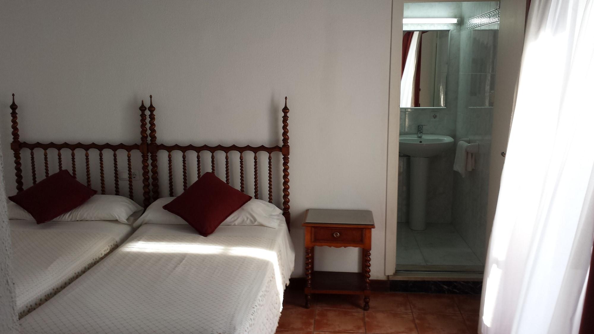 Hostal Cas Bombu Cala Ratjada  Ngoại thất bức ảnh