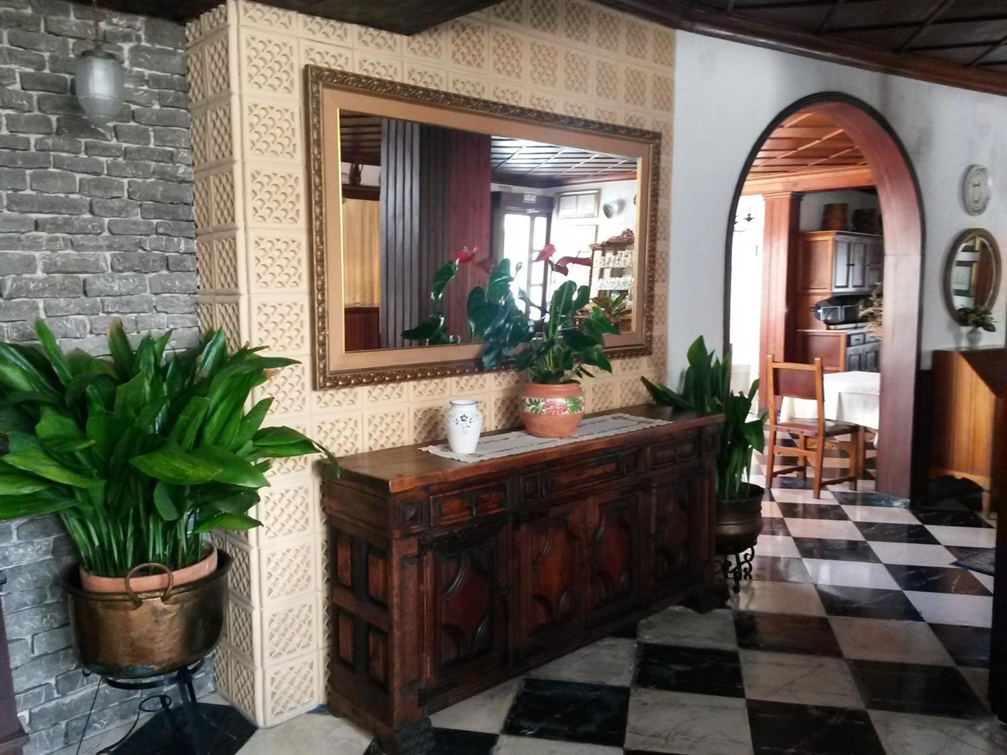 Hostal Cas Bombu Cala Ratjada  Ngoại thất bức ảnh