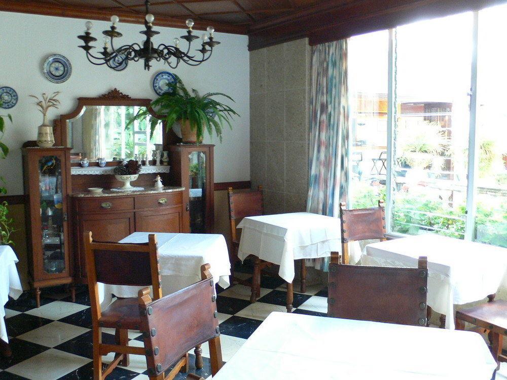 Hostal Cas Bombu Cala Ratjada  Ngoại thất bức ảnh