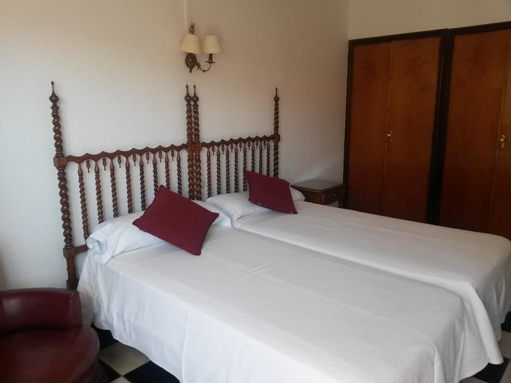 Hostal Cas Bombu Cala Ratjada  Ngoại thất bức ảnh