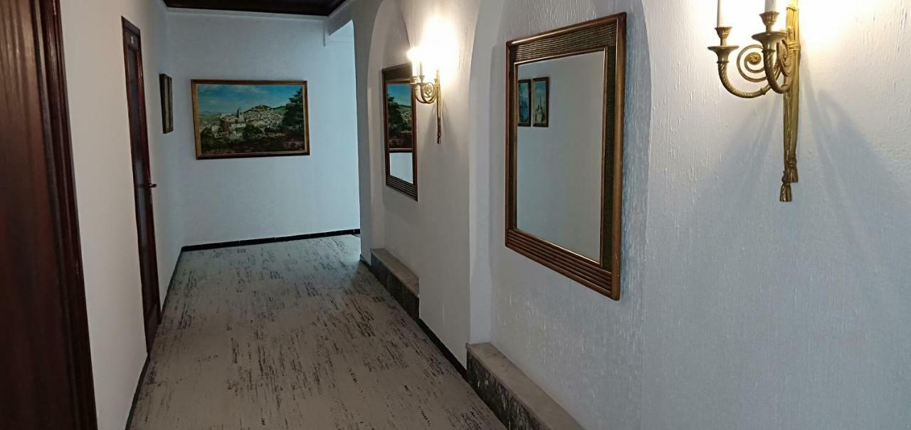 Hostal Cas Bombu Cala Ratjada  Ngoại thất bức ảnh
