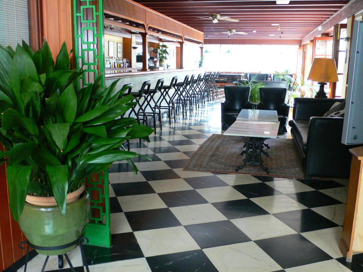 Hostal Cas Bombu Cala Ratjada  Ngoại thất bức ảnh