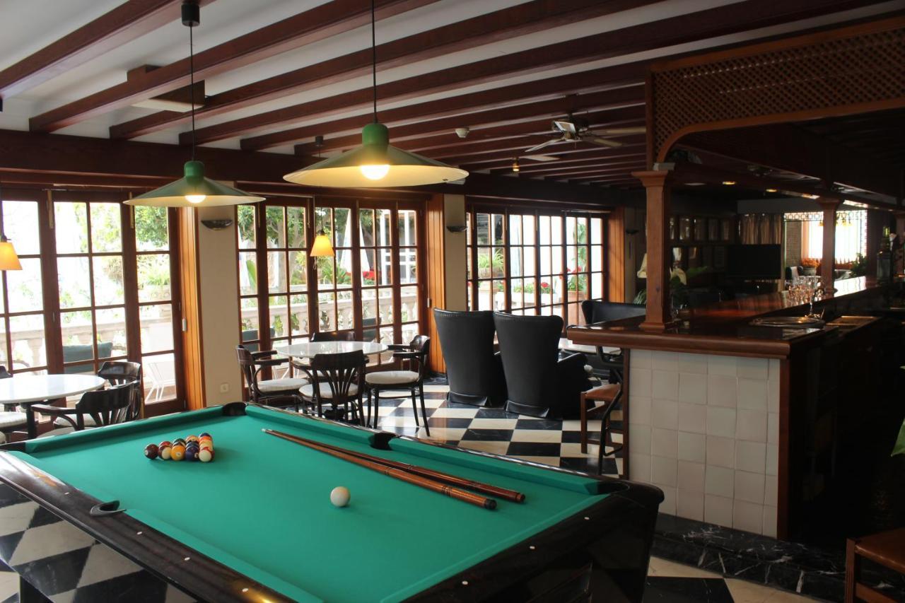 Hostal Cas Bombu Cala Ratjada  Ngoại thất bức ảnh